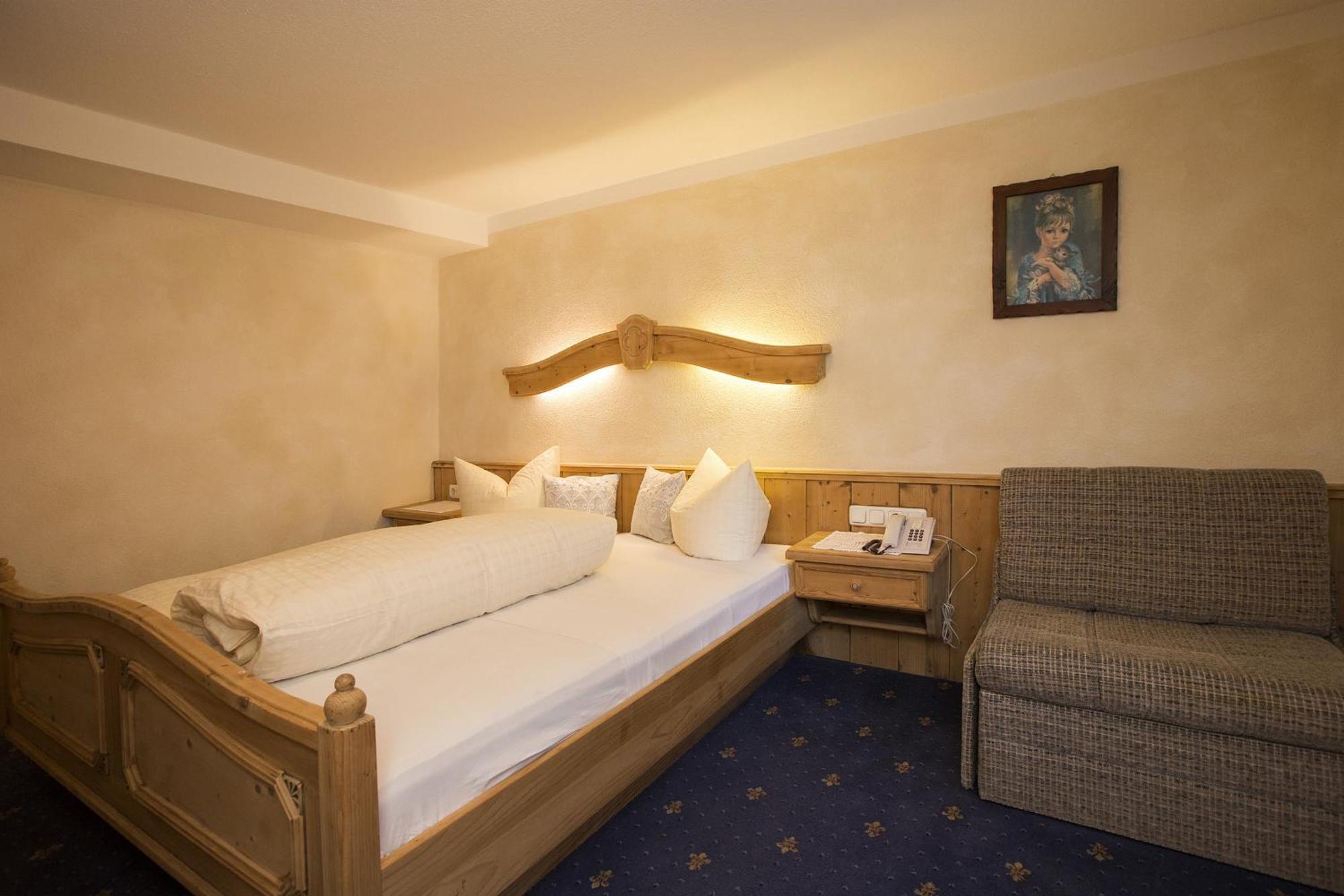 Hotel Tanzer อิสชเกิล ภายนอก รูปภาพ